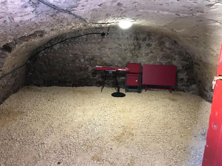 Maison Au Coeur De La Dolce Via Et Via Rhona Beauchastel Екстериор снимка