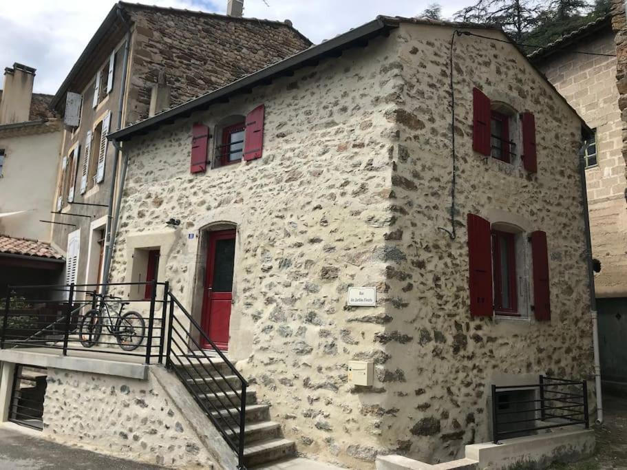Maison Au Coeur De La Dolce Via Et Via Rhona Beauchastel Екстериор снимка